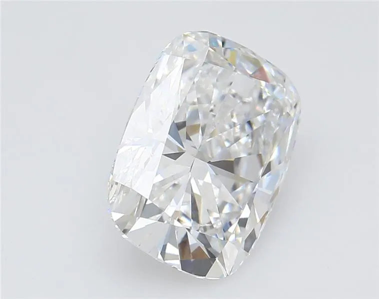 3.09ct Cushion modified Lab Grown Diamond (Colour E, Clarity VVS1, GIA Certified)
