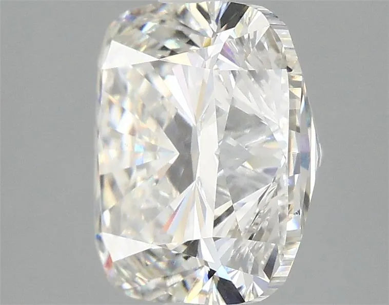 3.99ct Cushion modified Lab Grown Diamond (Colour G, Clarity VVS2, IGI Certified)