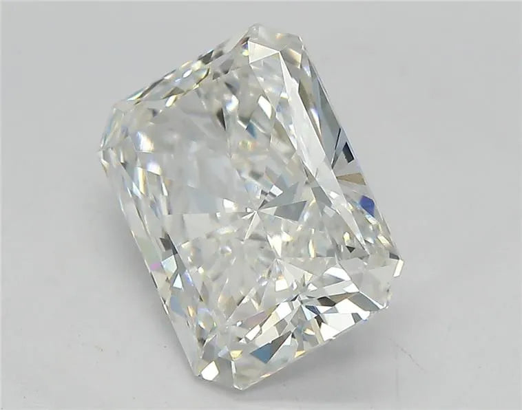2.56ct Radiant Lab Grown Diamond (Colour F, Clarity VS1, GIA Certified)